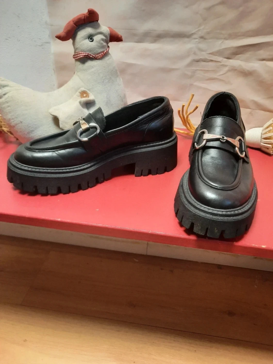 🙏 Leather shoes, women 37. Sinéquanone. – photo 2